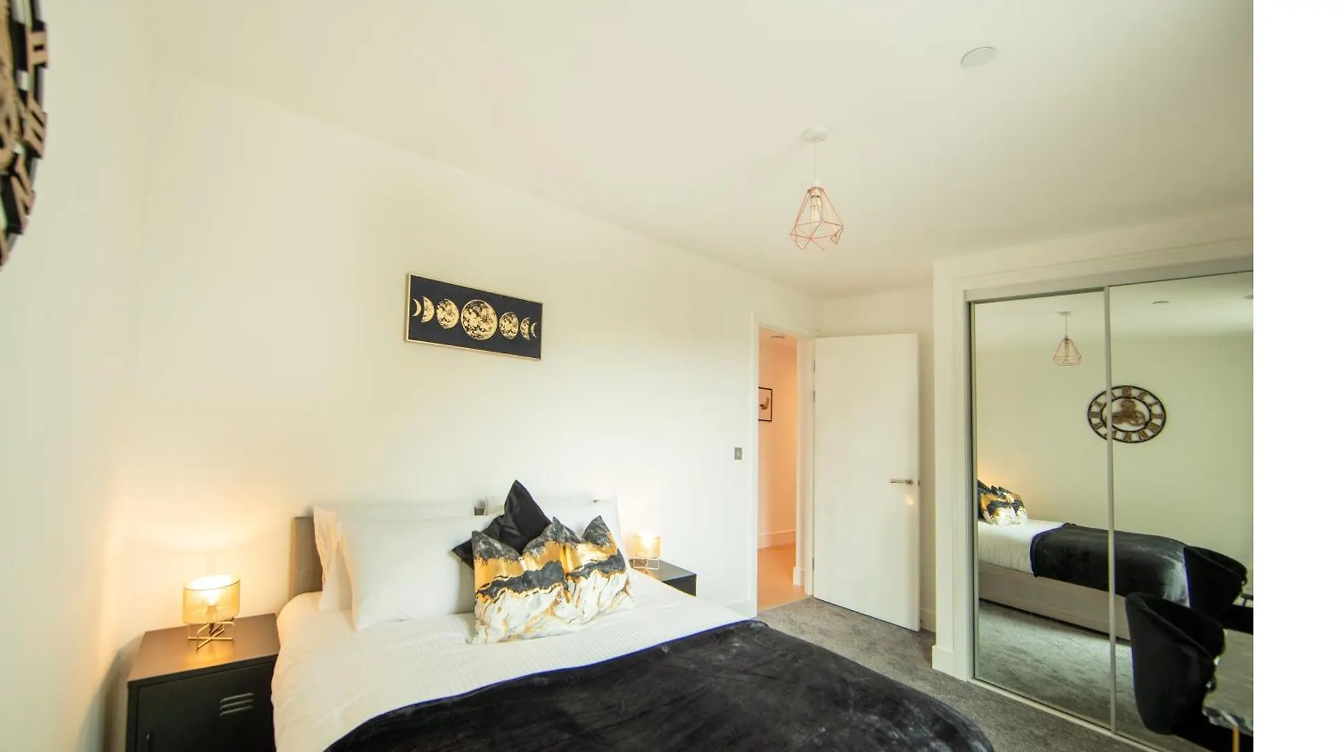 شقة Heathrow Haven Yiewsley
